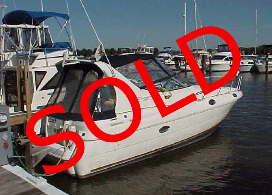 30′ 1998 Cruisers Yachts 3075 Rogue SOLD!!!