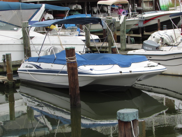 2000 20′ Hurricane Sundeck Sport 201 SOLD!!!!!