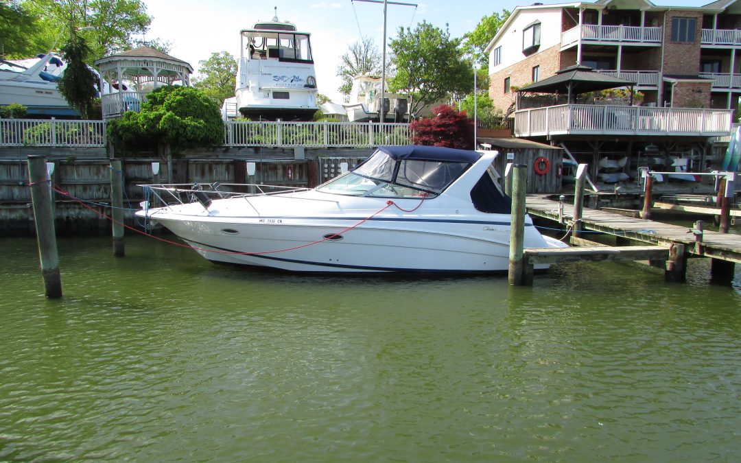 2001 Chris Craft 32′ 328 Express Asking $29,900.00